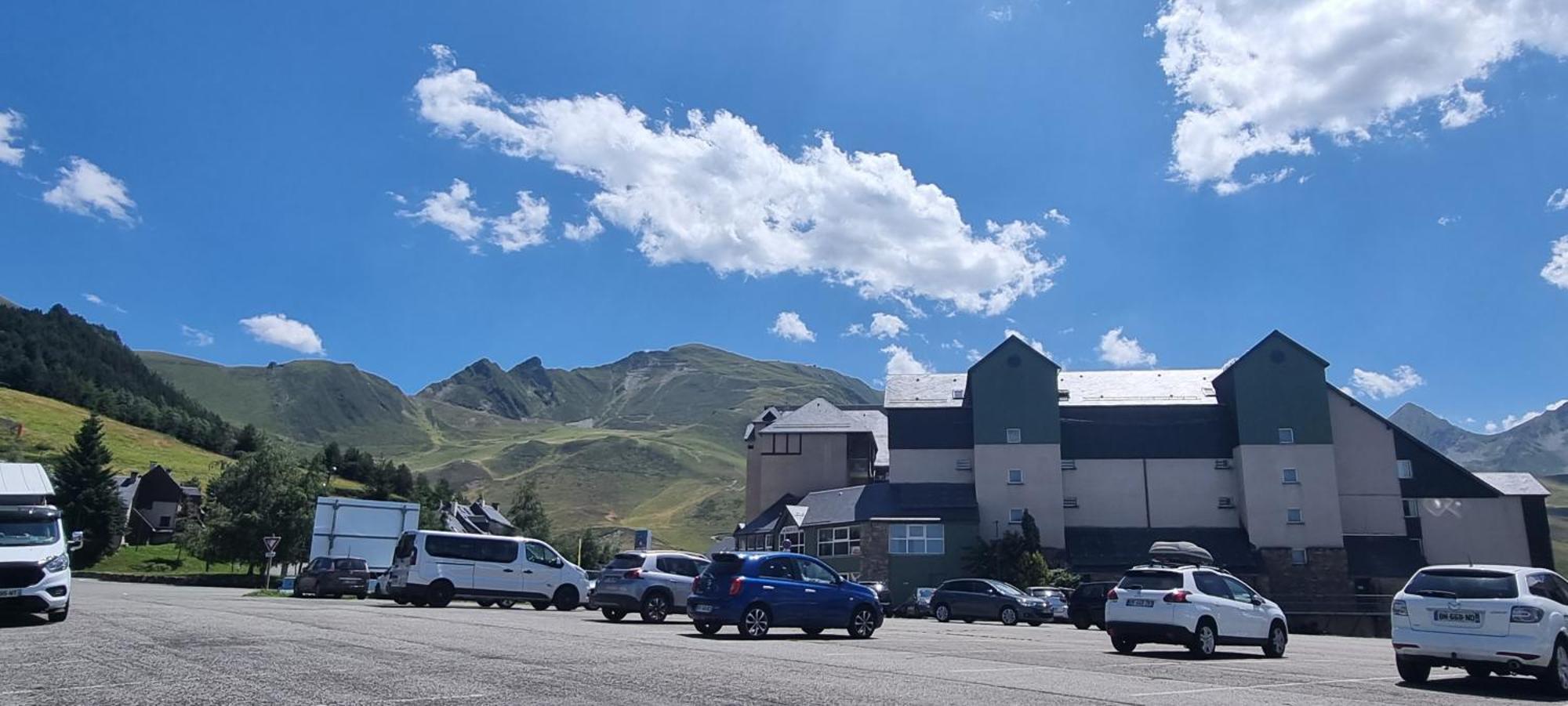 شقة Le Louchonnais, T2, Wifi, 4 Personnes Bagnères-de-Luchon المظهر الخارجي الصورة