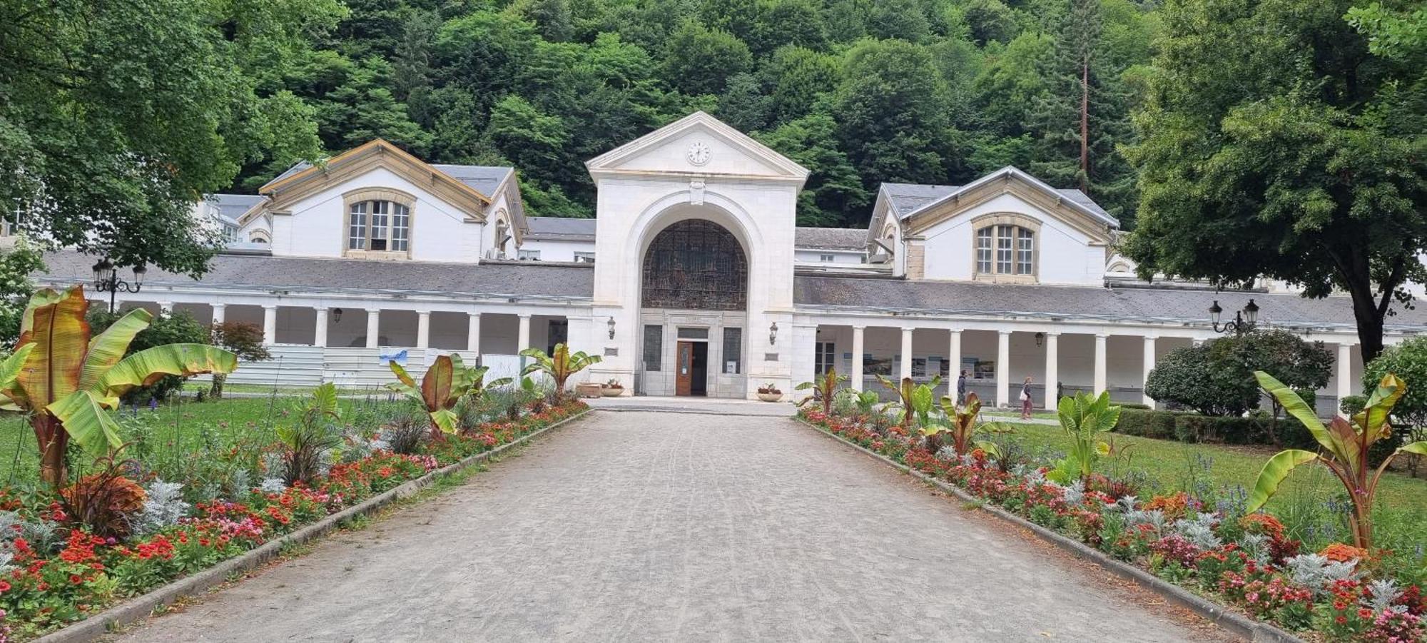شقة Le Louchonnais, T2, Wifi, 4 Personnes Bagnères-de-Luchon المظهر الخارجي الصورة