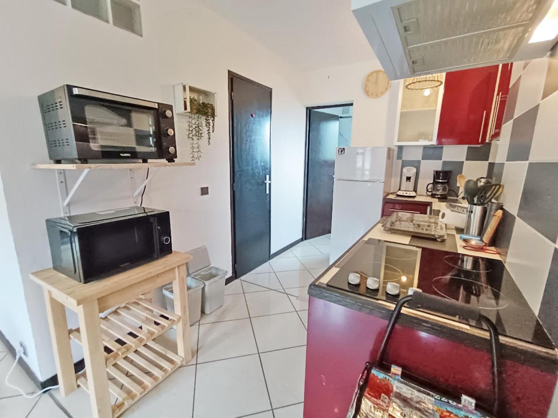 شقة Le Louchonnais, T2, Wifi, 4 Personnes Bagnères-de-Luchon المظهر الخارجي الصورة